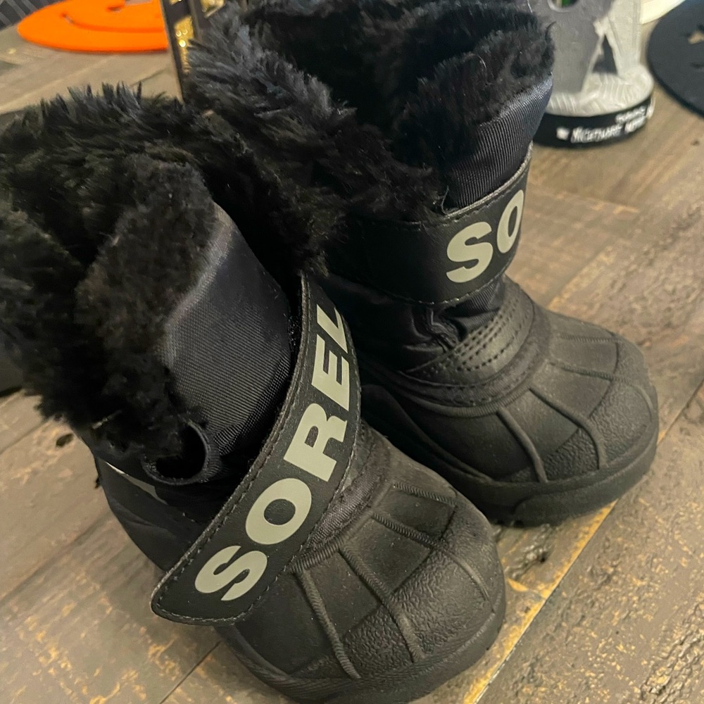 Sorel Commander toddler size 5 snow boots